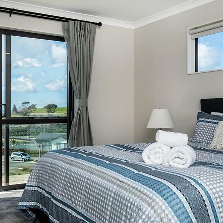 Long Bay Beachstay Accommodation Auckland Esterno foto